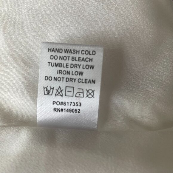 Nova Luxe Melanie Lace Pant Suit - Picture 9 of 9